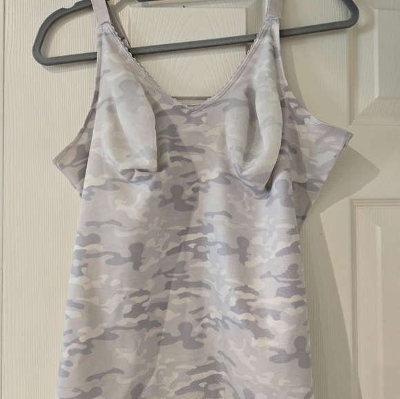 Ruby Ribbon Heritage Cami - Picture 2 of 2